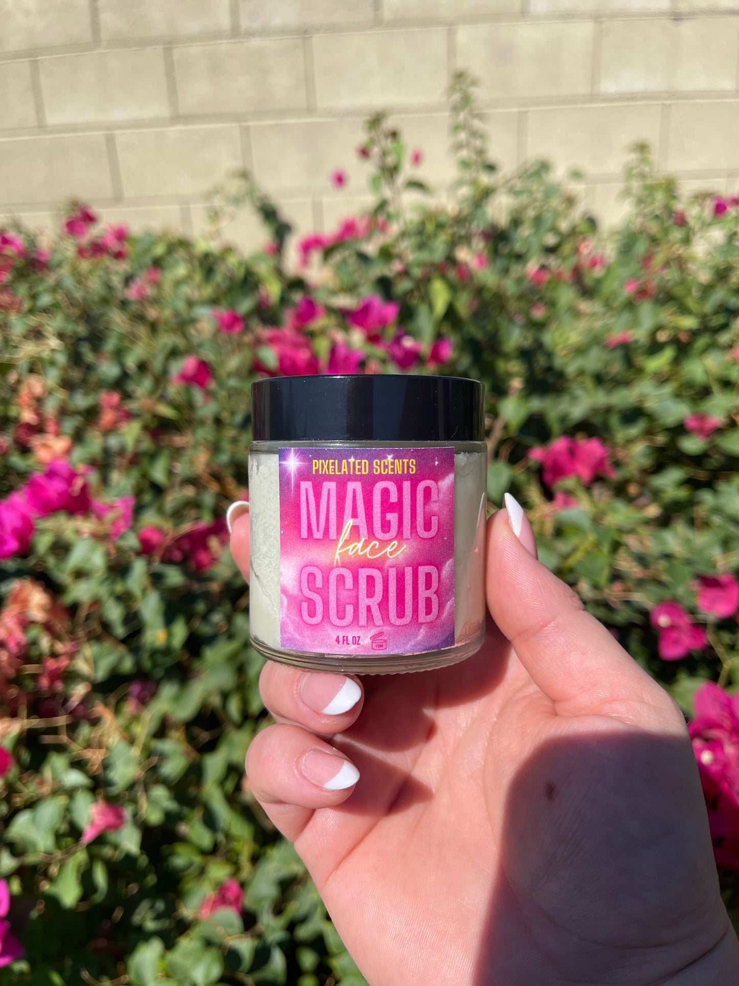 Magic face scrub