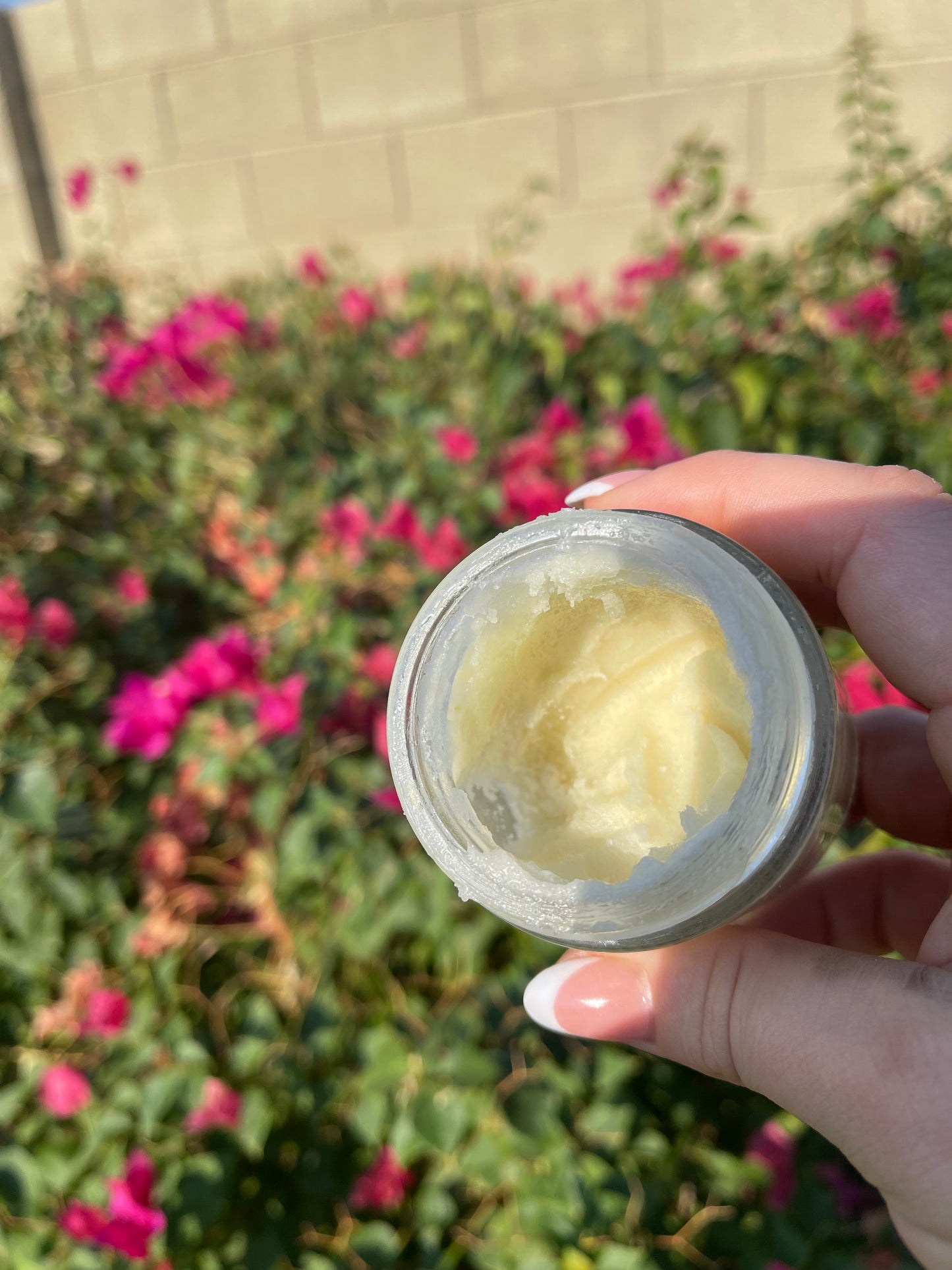 Magic face scrub